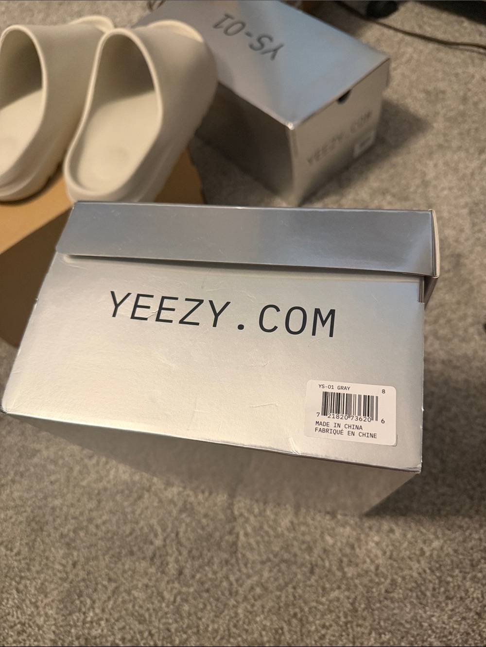 Yzy SL 0-1Slide in Light Gray/Cream Toned Slip-On